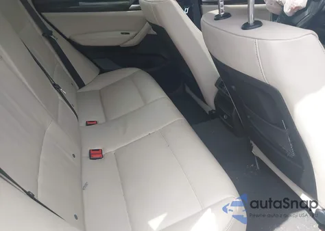 2013 BMW X3 xDrive28I z USA, uszkodzony, nr VIN 5UXWX9C59D0A20093